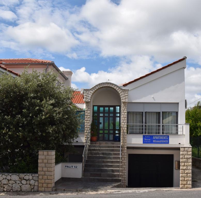 Apartments Crobeg Ραμπ Εξωτερικό φωτογραφία